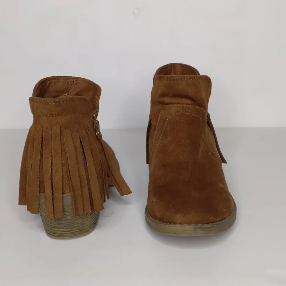 Sey Esteem Fringe Booties Size 6M camel brown color